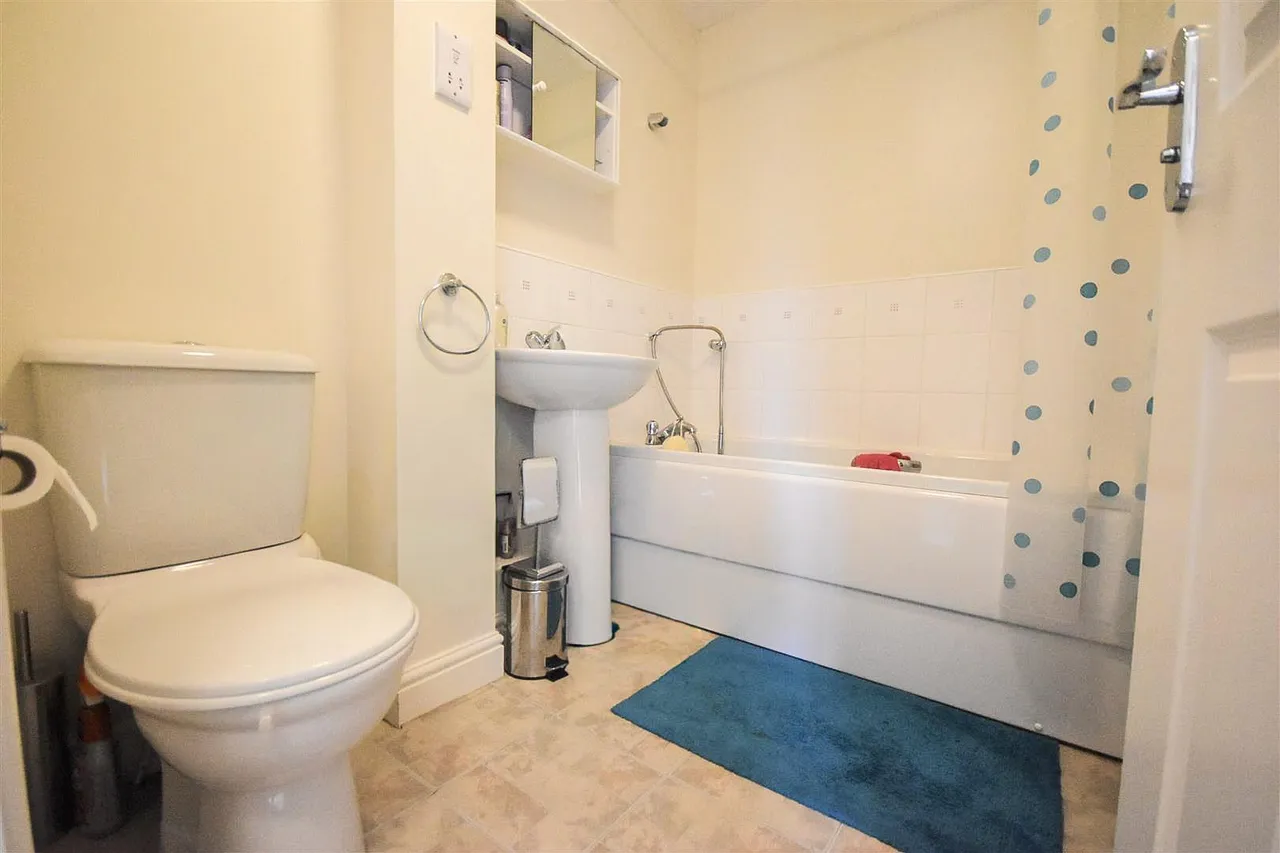 Scholars Walk, BEXHILL ON SEA, East Sussex, TN39 5GA, photo 11
