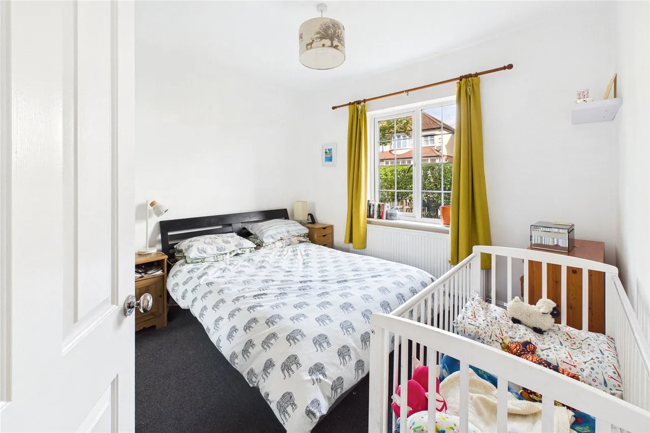 Cricklade Avenue, London, SW2, photo 7