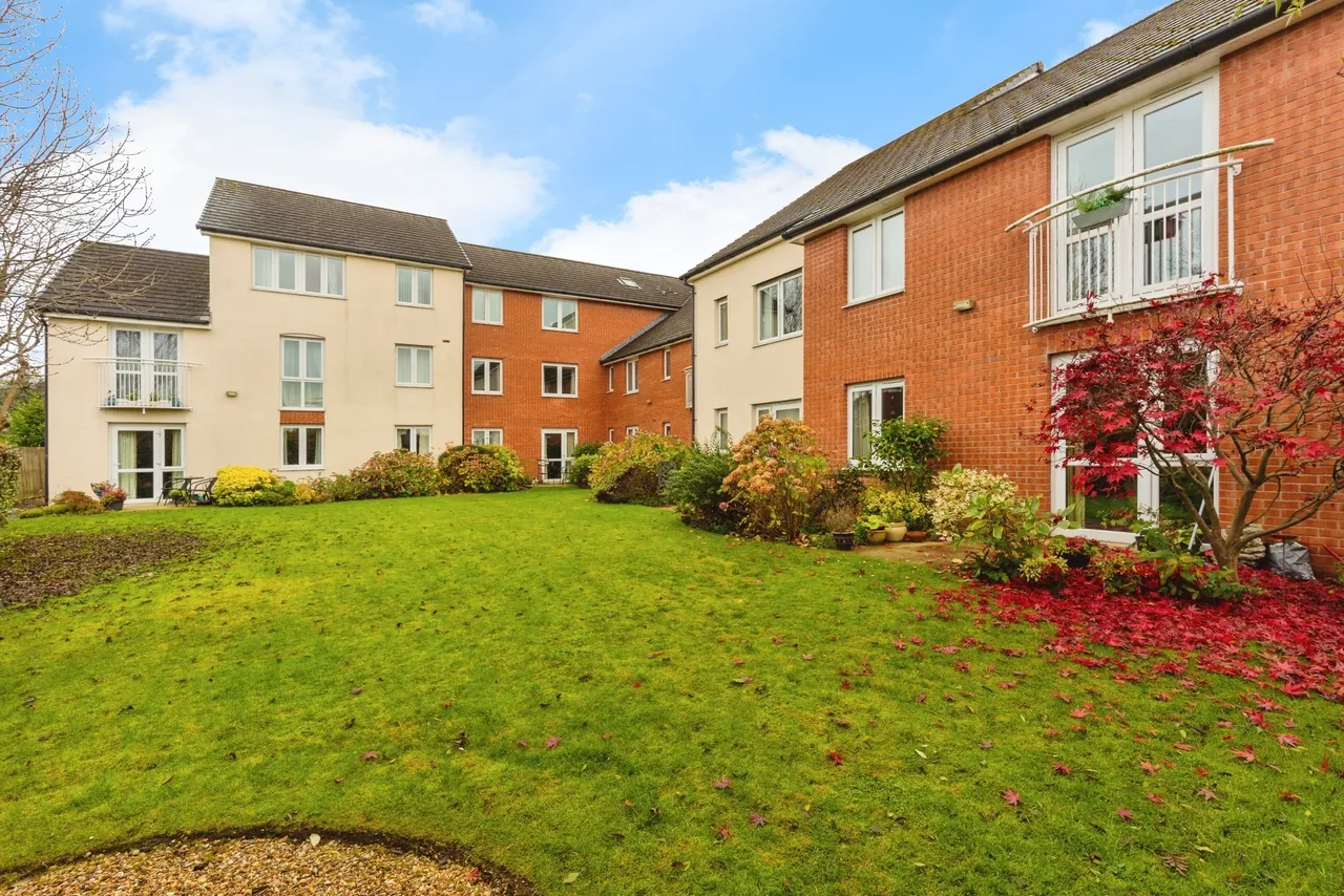Station Road, Marple, Stockport, Greater Manchester, SK6, photo 7