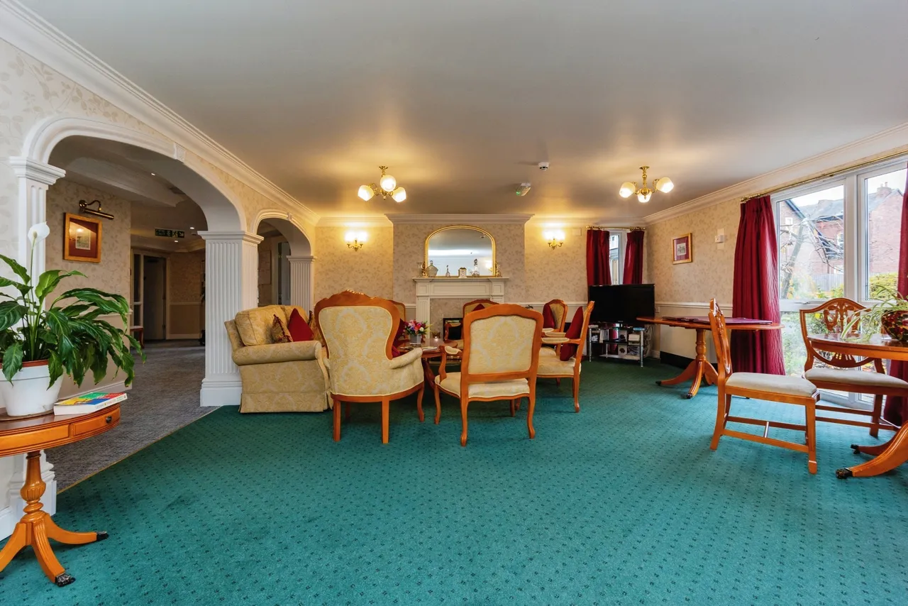 Station Road, Marple, Stockport, Greater Manchester, SK6, photo 8