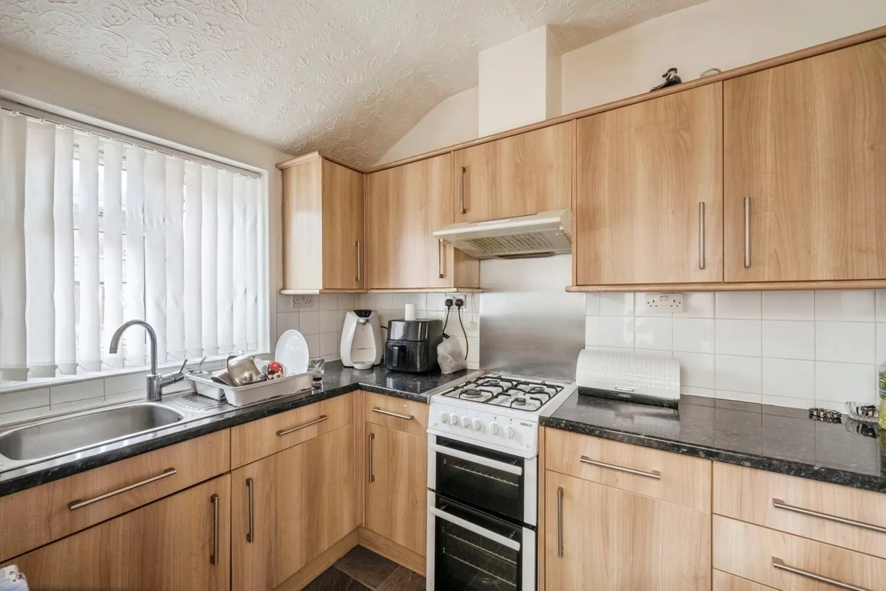 Elmfield Road, Doncaster, South Yorkshire, DN1, photo 6