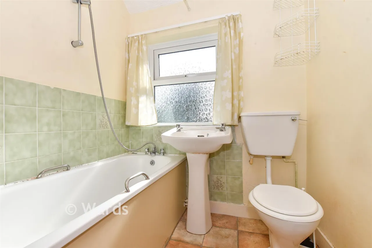 Mayers Road, Walmer, CT14, photo 16