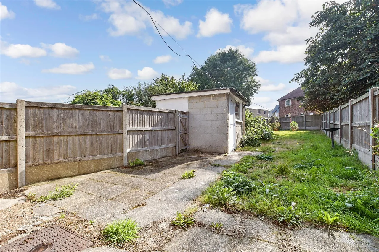 Mayers Road, Walmer, CT14, photo 4