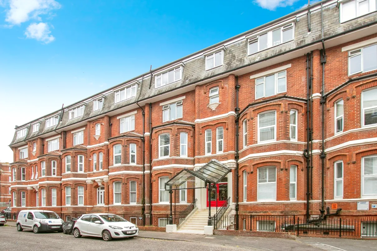 Grand Marine Court, Bournemouth, BH2, photo 14