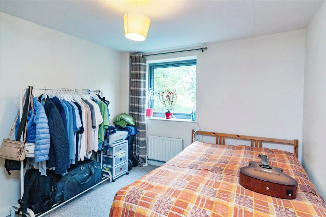 Staverton Grove, Broughton, MK10, photo 10