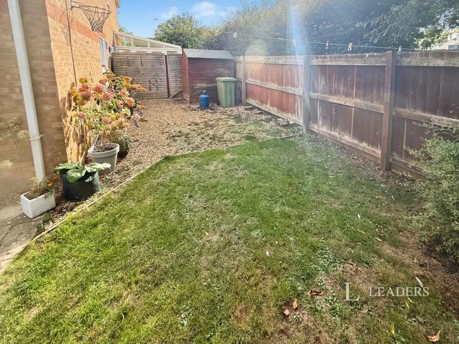 Holland Close, Bourne, PE10, photo 9