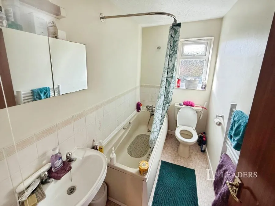 Holland Close, Bourne, PE10, photo 8