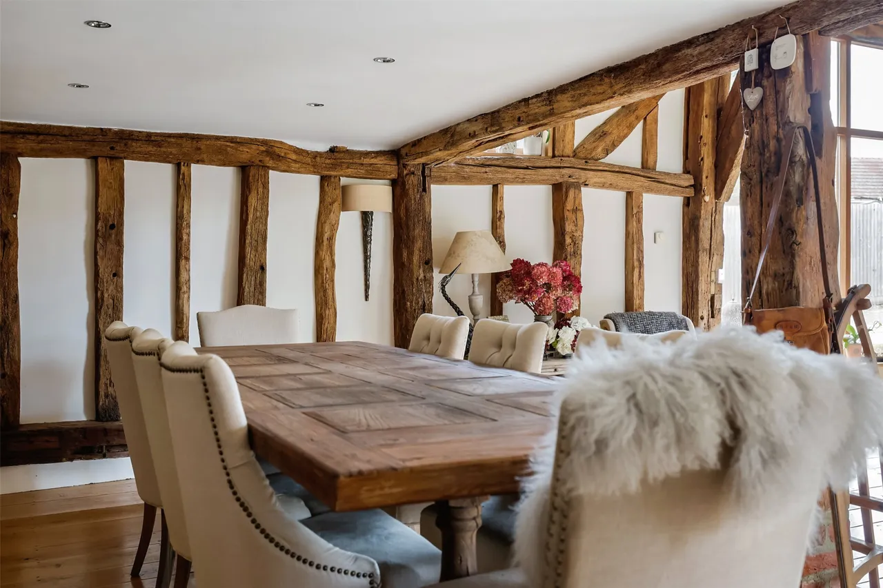 Vicarage Lane, Capel, RH5, photo 6