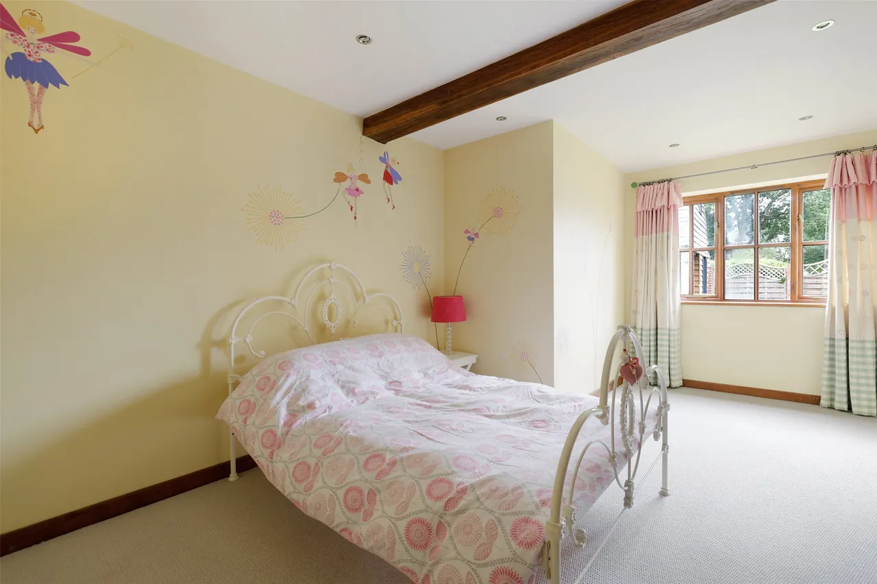 Vicarage Lane, Capel, RH5, photo 15