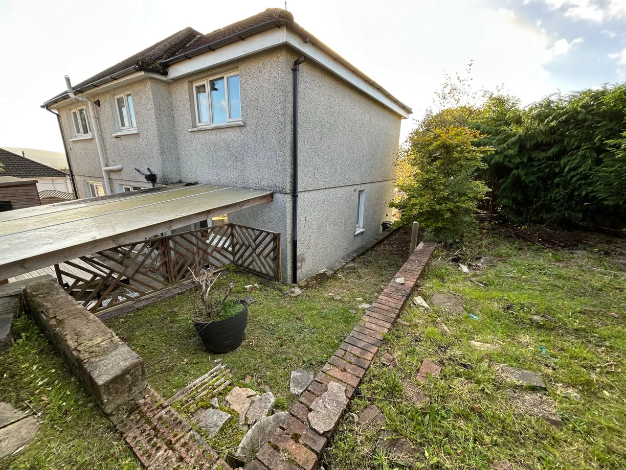 Crud Yr Awel, Bryncoch, SA10, photo 24