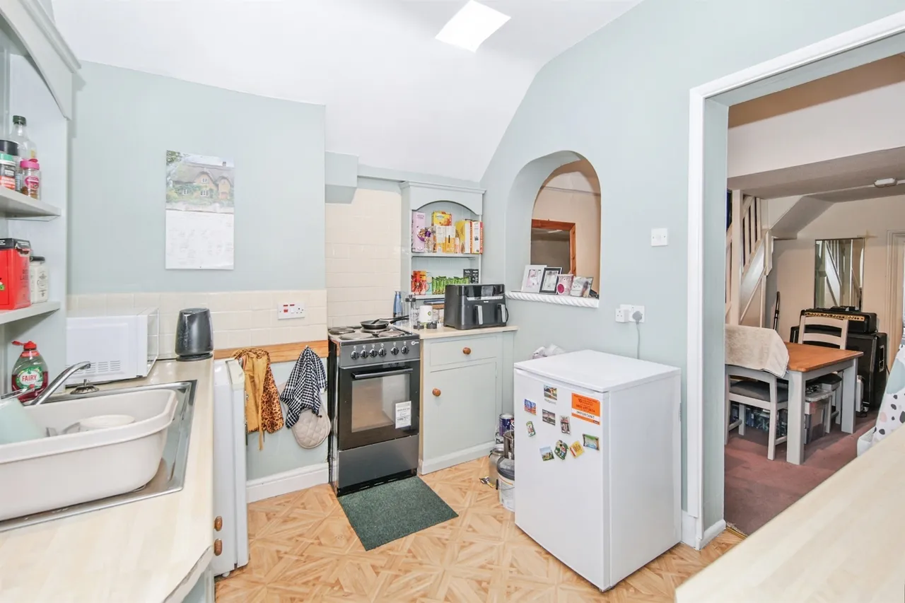 The Square, Kenilworth, CV8, photo 8
