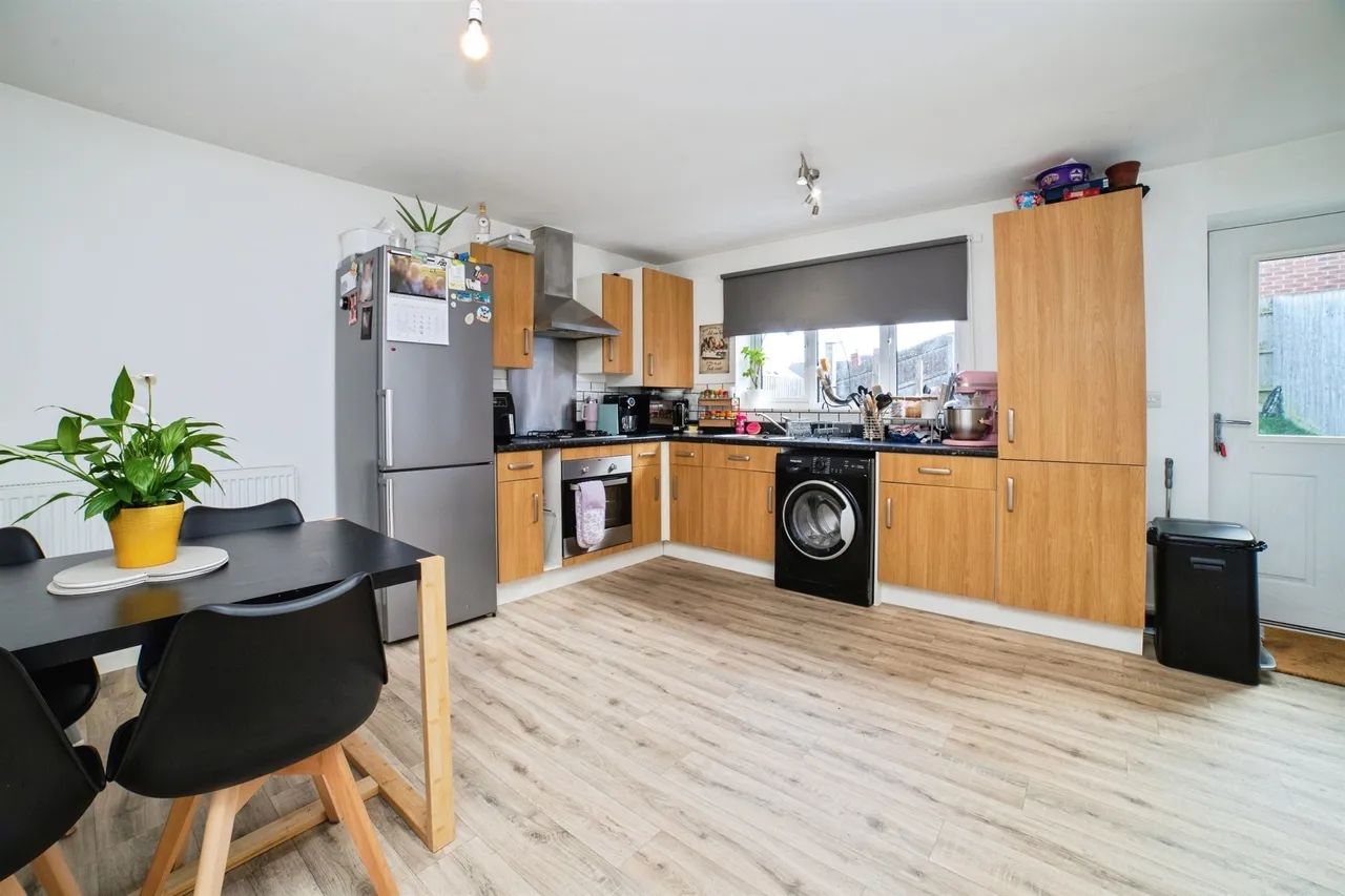 Morewood Drive, Alfreton, DE55, photo 6