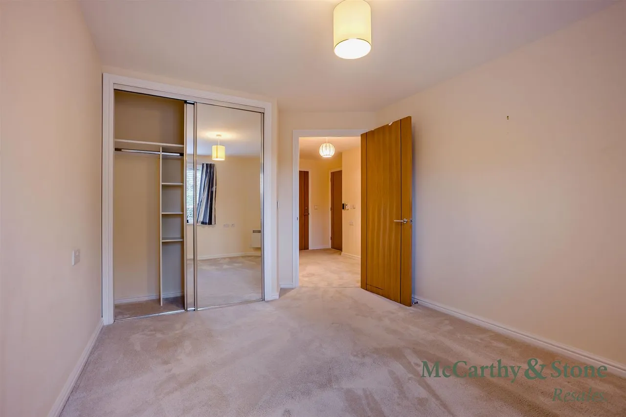 Avenue Road, Lymington, SO41, photo 4