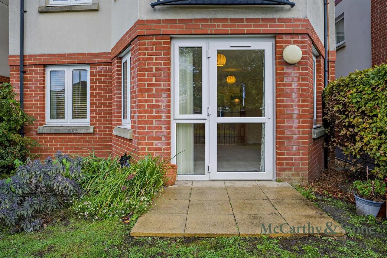 Avenue Road, Lymington, SO41, photo 7