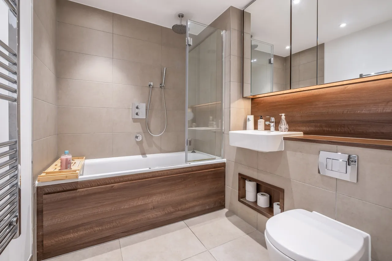 Pipit Drive, London, SW15, photo 9