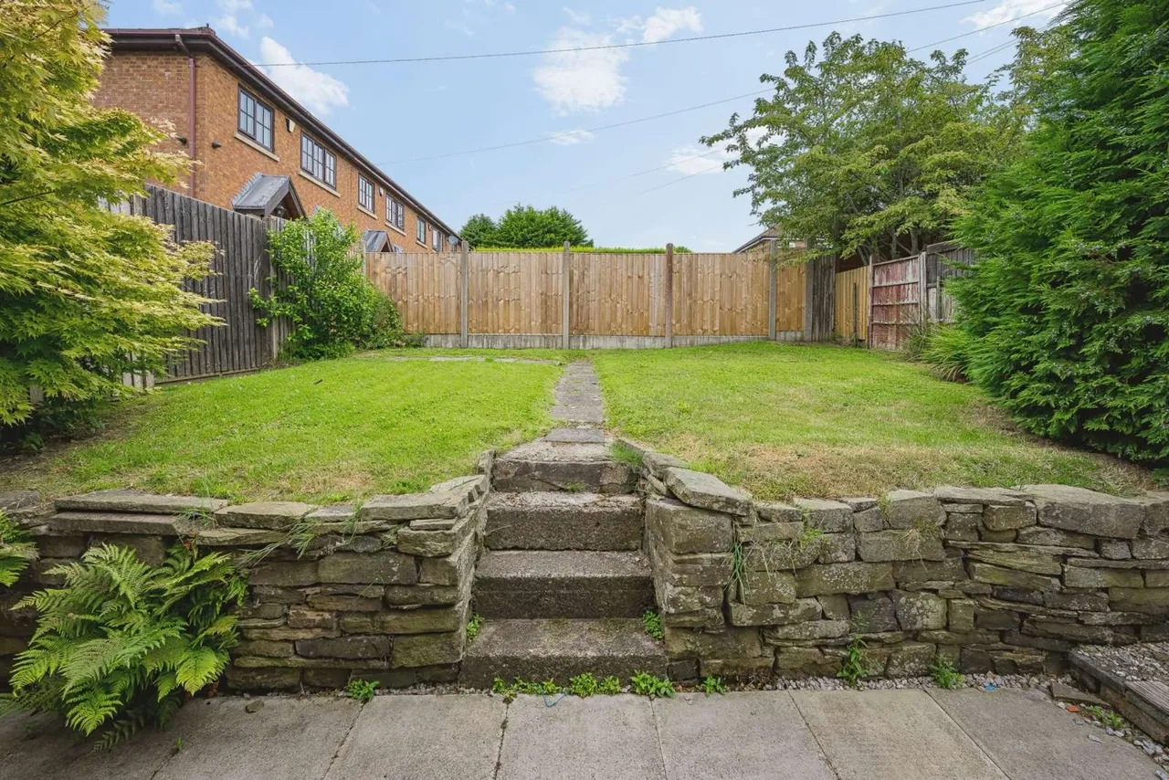 Grimshaw Lane, Bollington, Macclesfield, Cheshire, SK10 5PT, photo 9