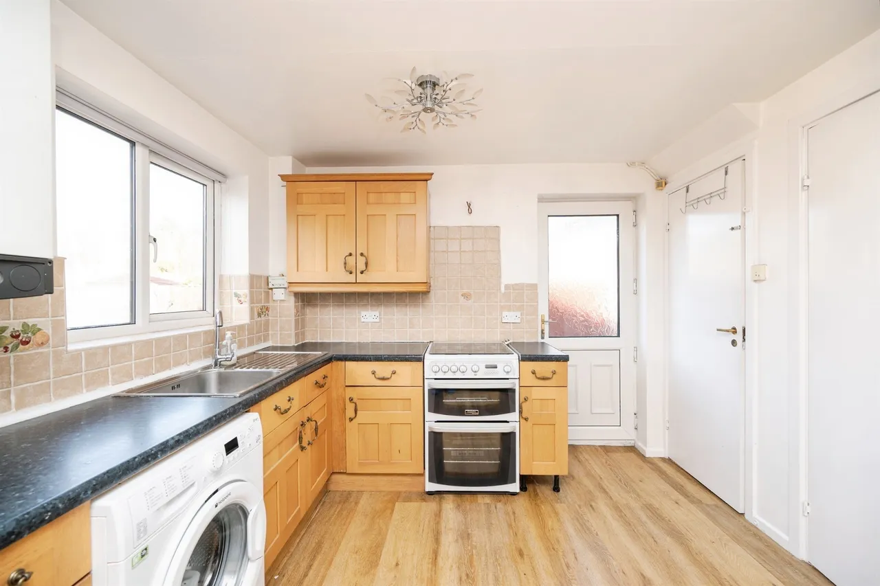 Macdonald Close, Tividale, Oldbury, photo 5