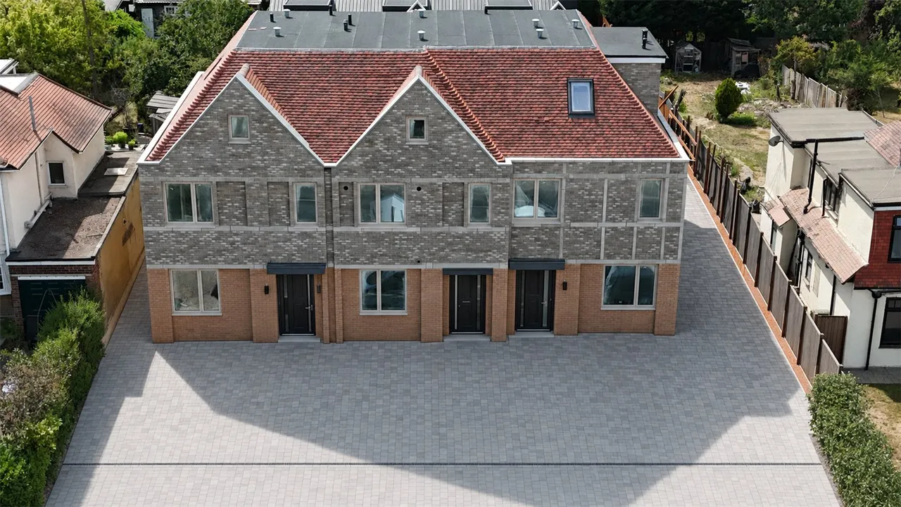 4 bed house for sale — Slades Hill, Enfield, EN2 7EE