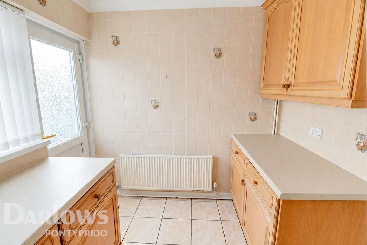 Whiterock Close, Pontypridd, photo 8