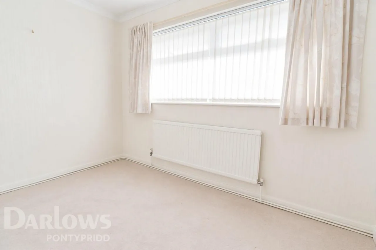 Whiterock Close, Pontypridd, photo 13