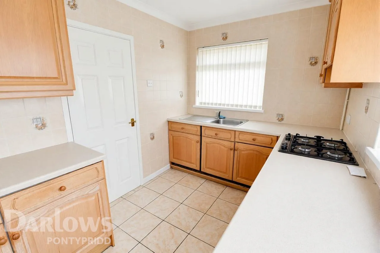 Whiterock Close, Pontypridd, photo 5