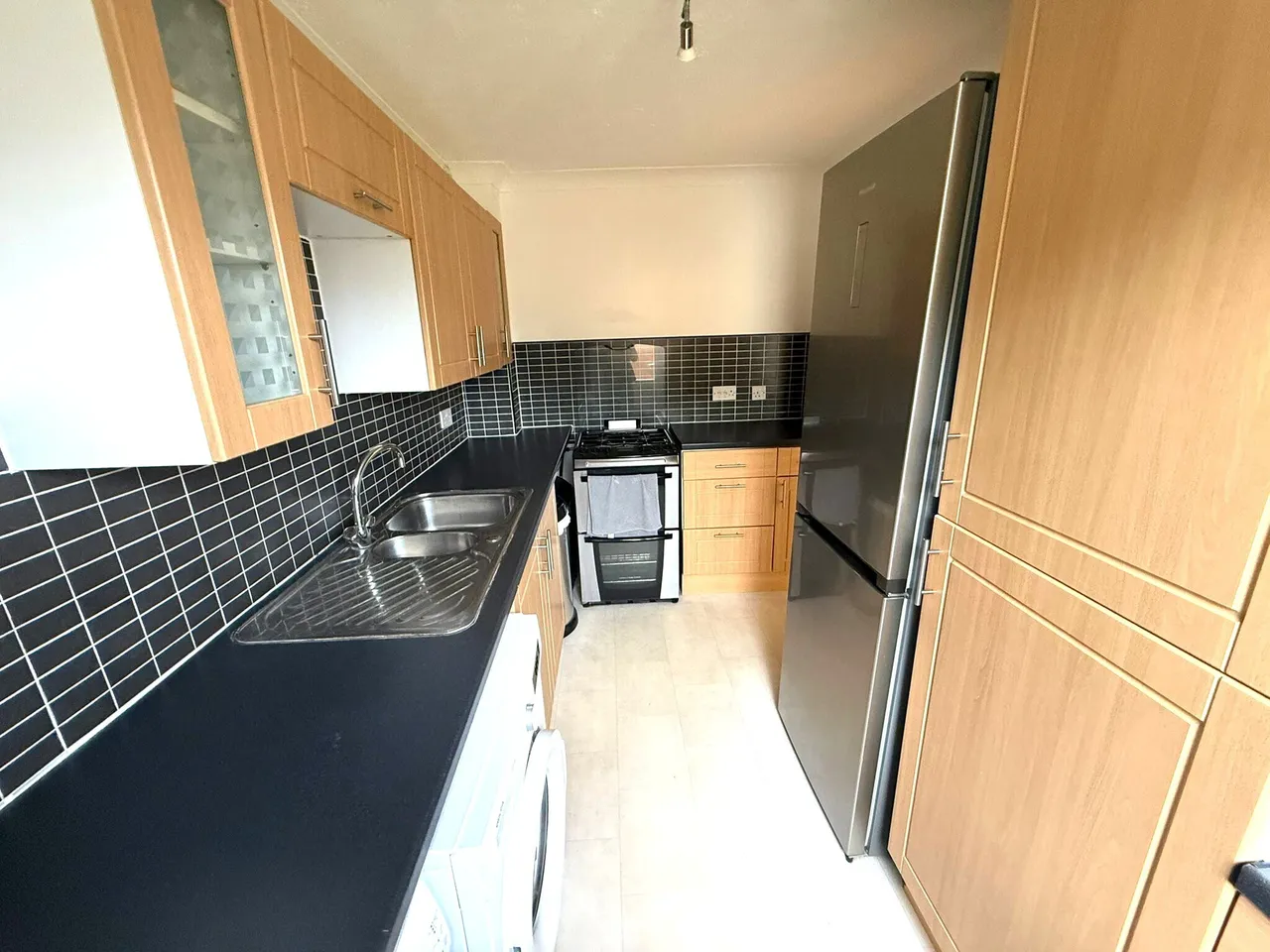 Ravensthorpe Drive, Loughborough, photo 5