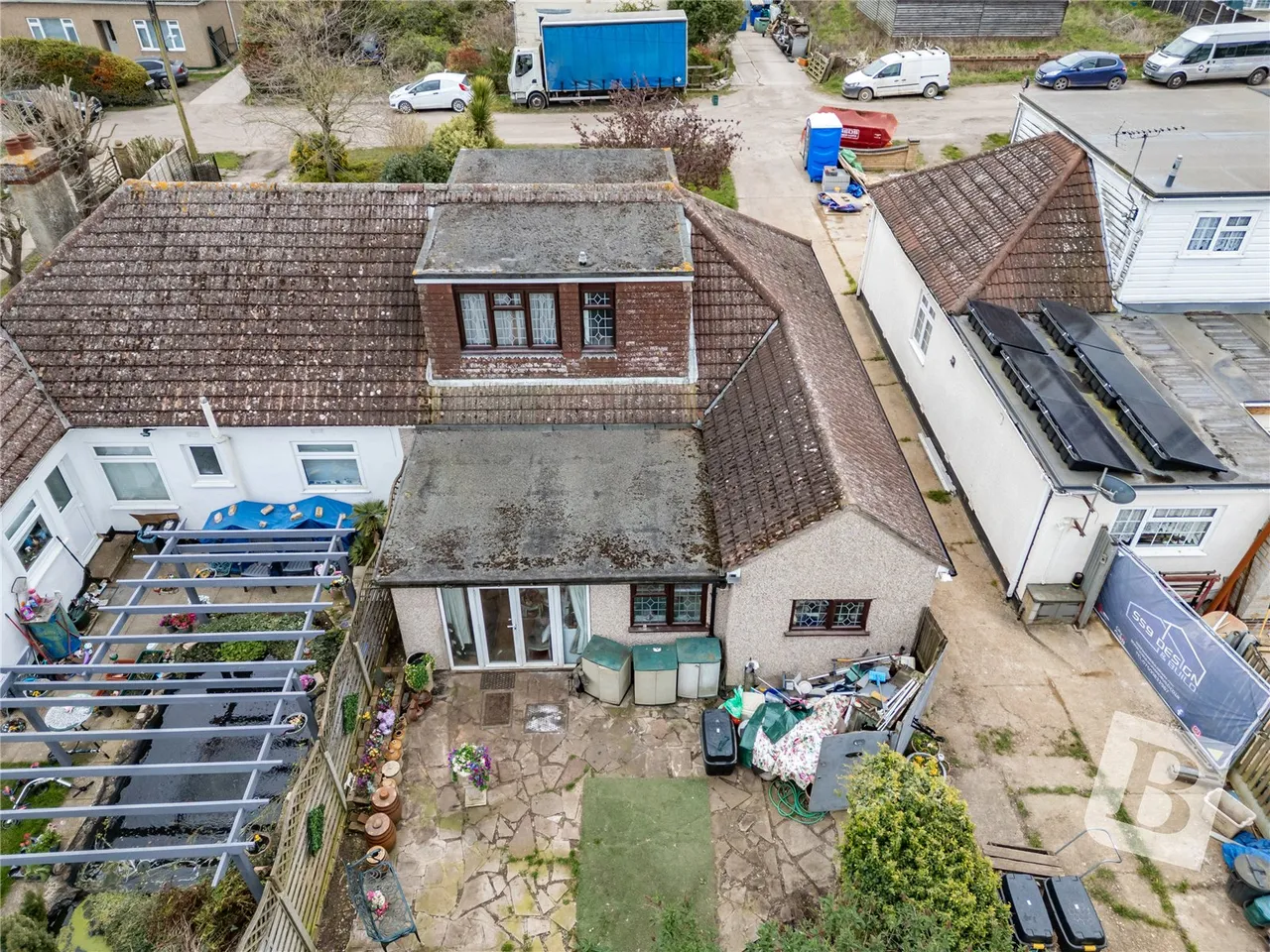 Eversley Road, Bowers Gifford, Essex, SS13, photo 16