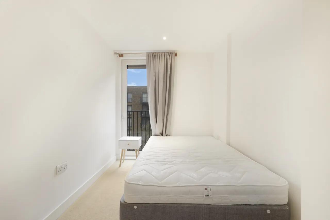 Whiting Way, London, SE16, photo 8