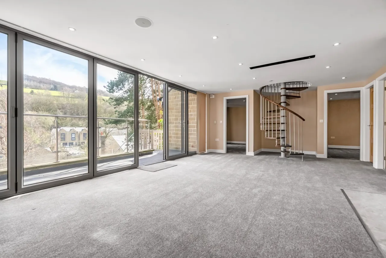Waterside Close, Ripponden, HX6, photo 2