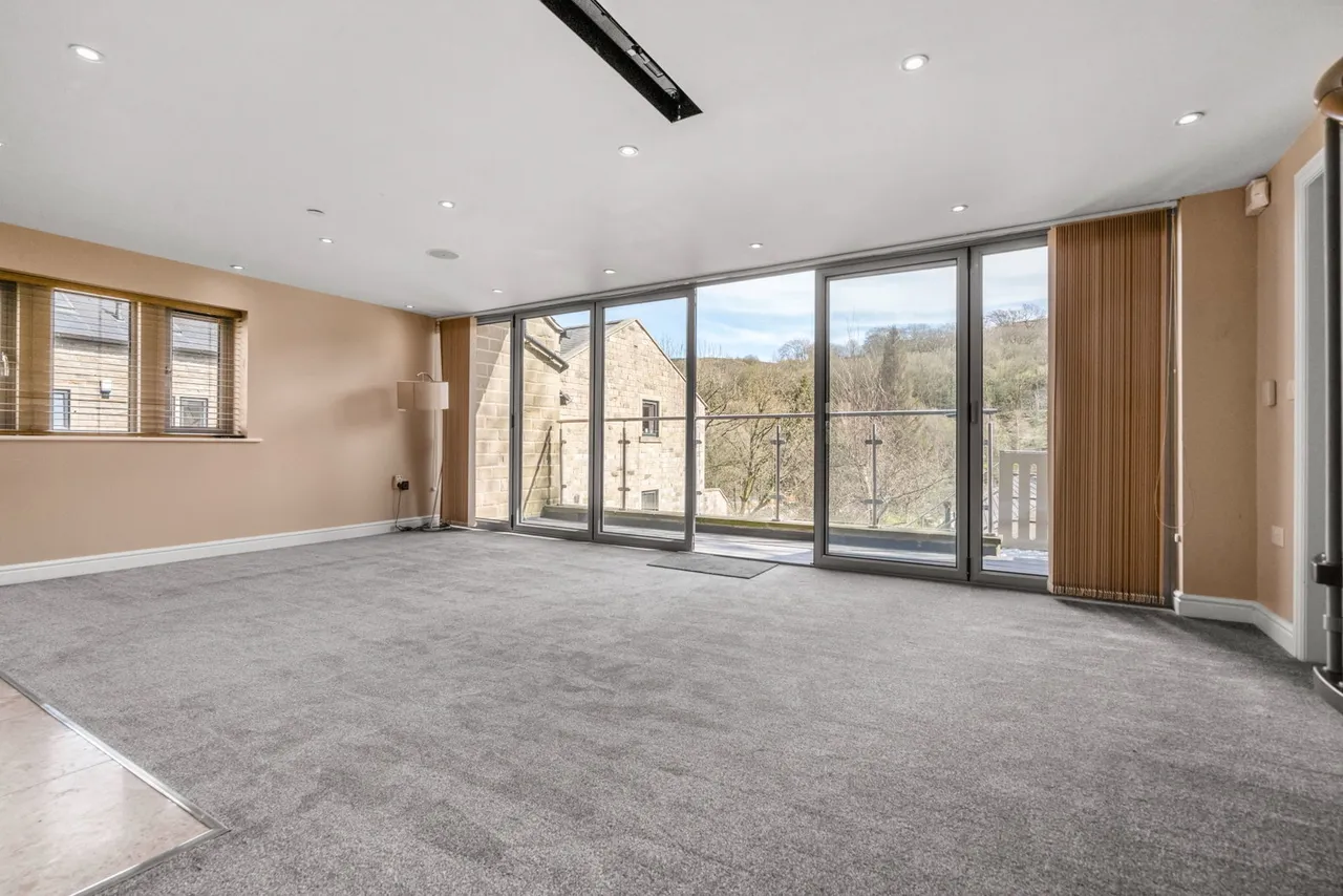 Waterside Close, Ripponden, HX6, photo 5