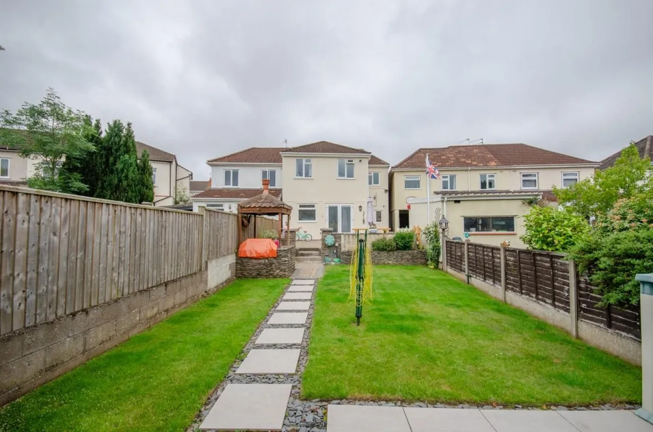 Graham Road, Downend, BS16, photo 2