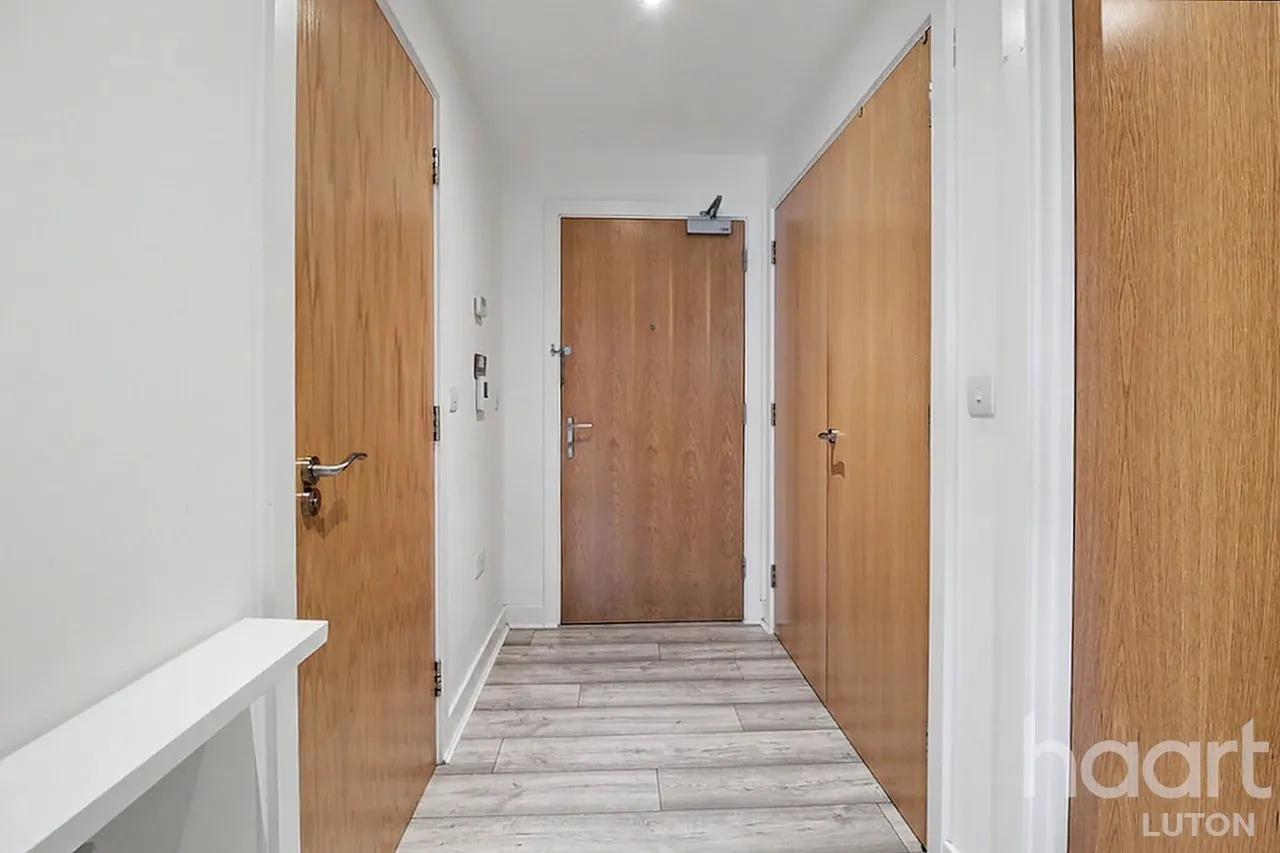 Stirling Drive, Luton, LU2, photo 7