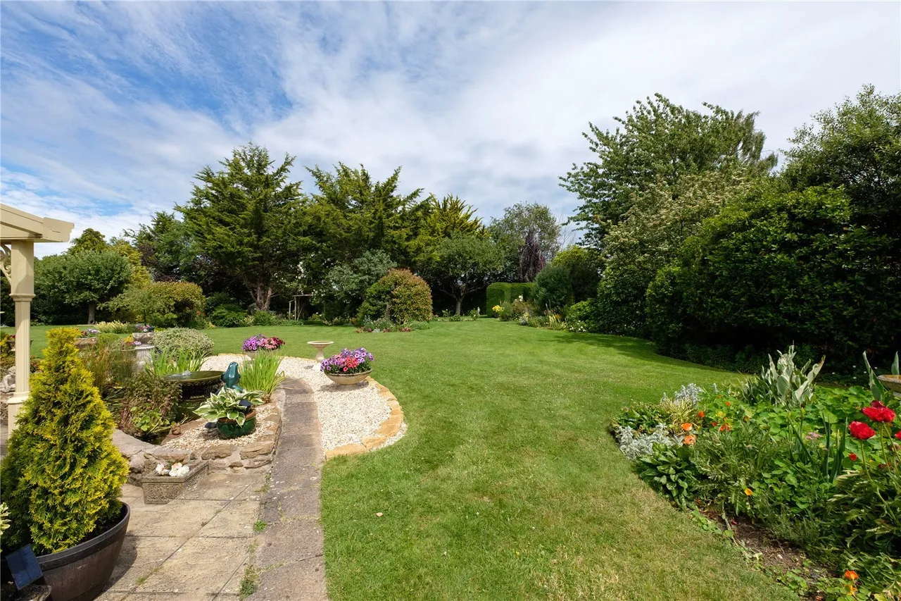 Claycastle, Haselbury Plucknett, TA18, photo 13