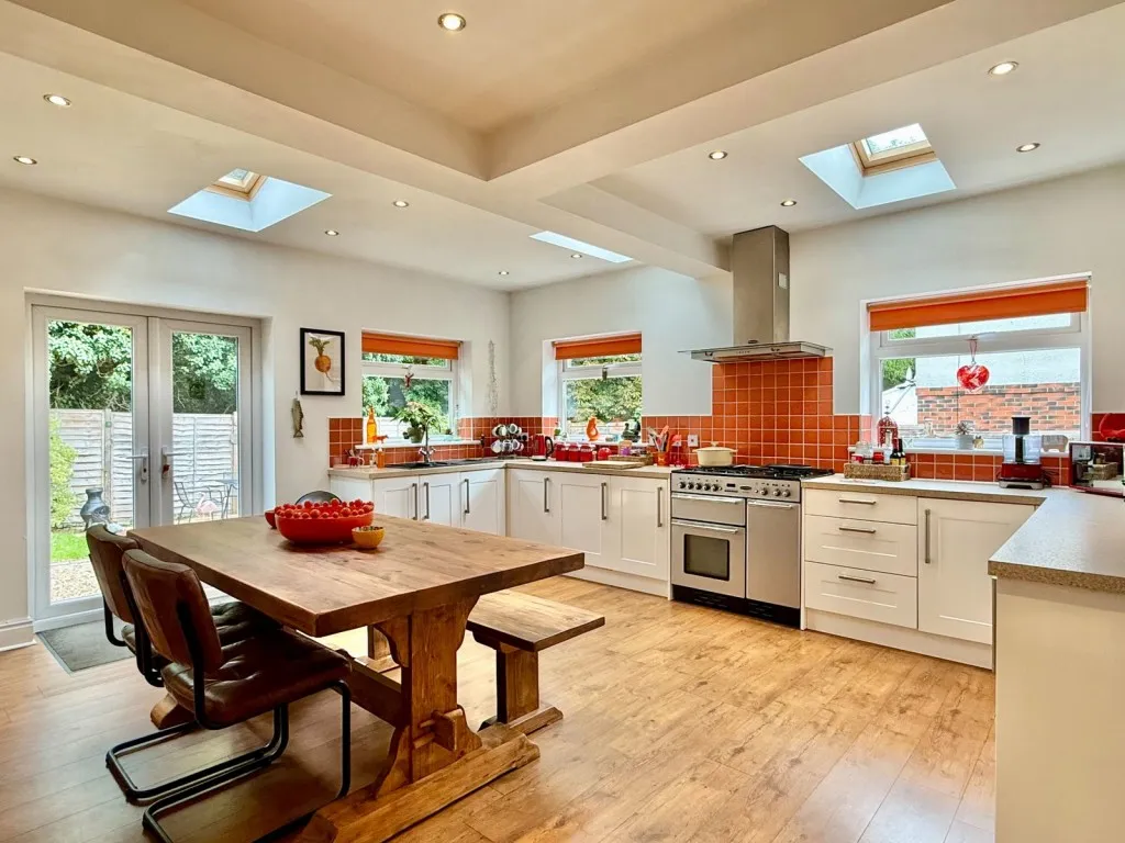 Wetherby ~ Foxhill, LS22, photo 5