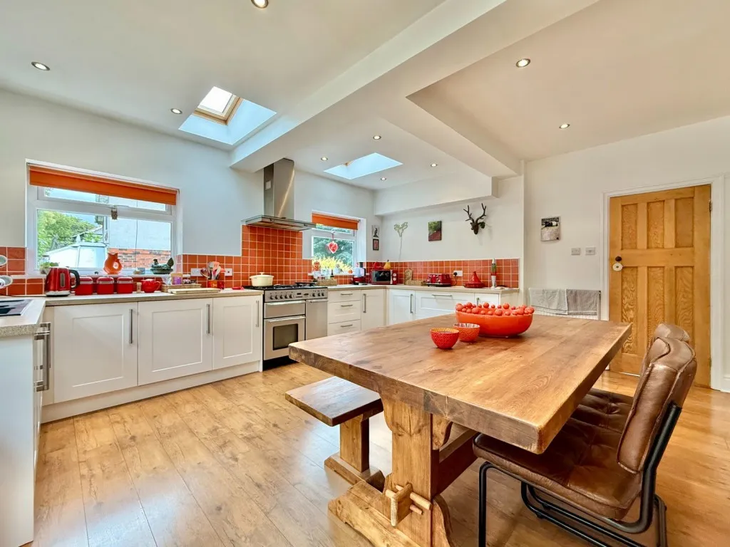 Wetherby ~ Foxhill, LS22, photo 6