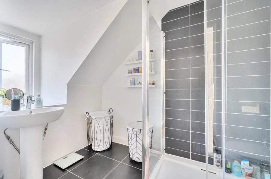 Samborne Drive, Wokingham, RG40, photo 7