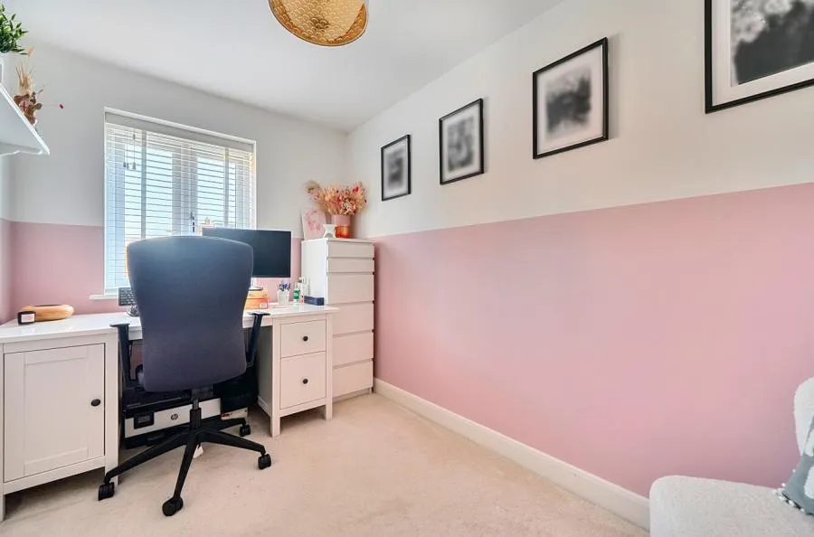 Samborne Drive, Wokingham, RG40, photo 12