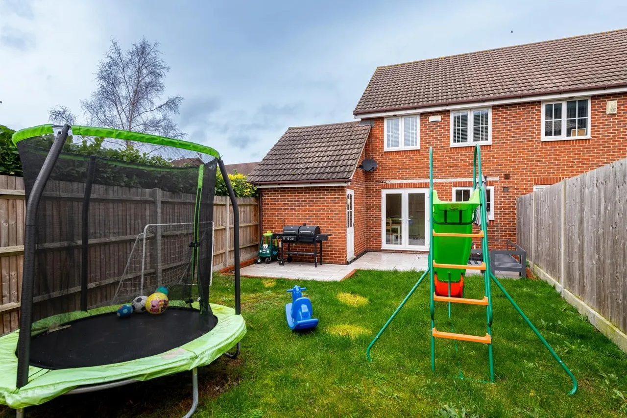 Rosebank Gardens, Gravesend, Kent DA11 8RZ, photo 10