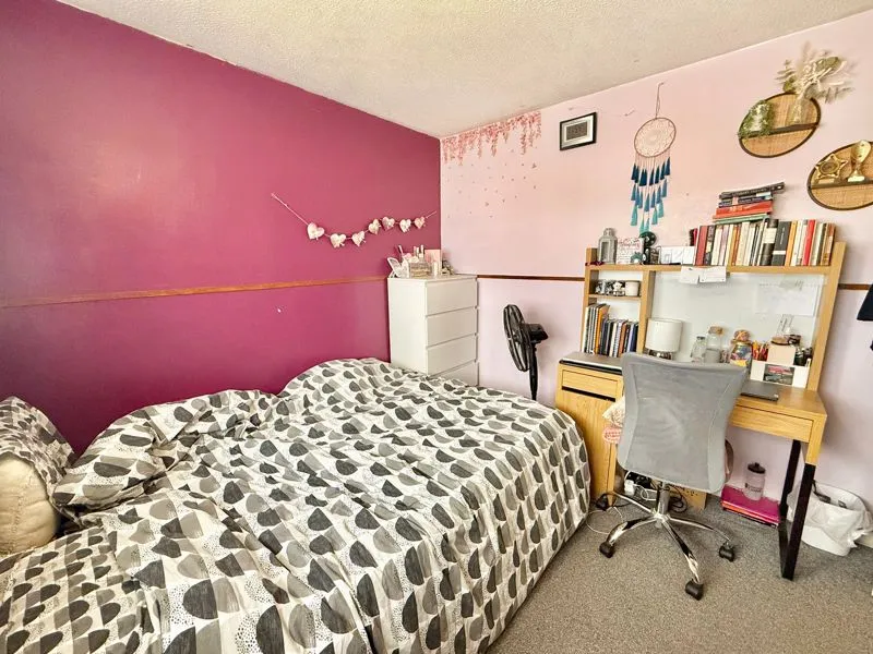 Holkham Close, Luton LU4 0YN, photo 11