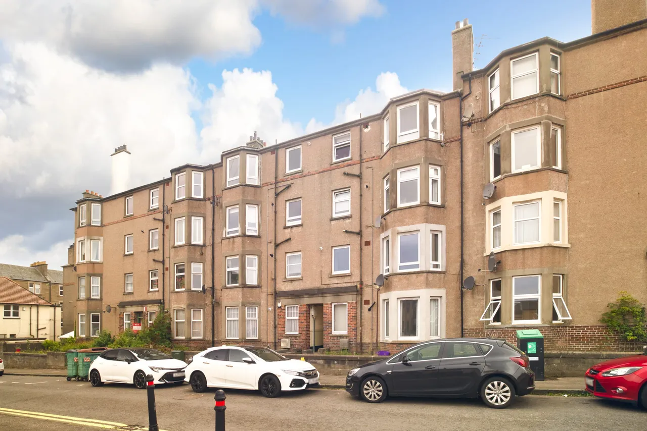 Cardross Street, Dundee, DD4 9AA, photo 10
