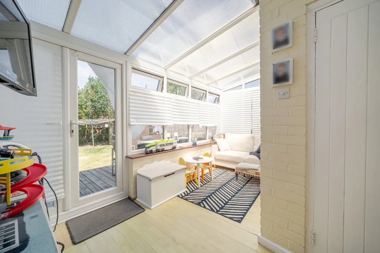 Capel Close, BR2, photo 16