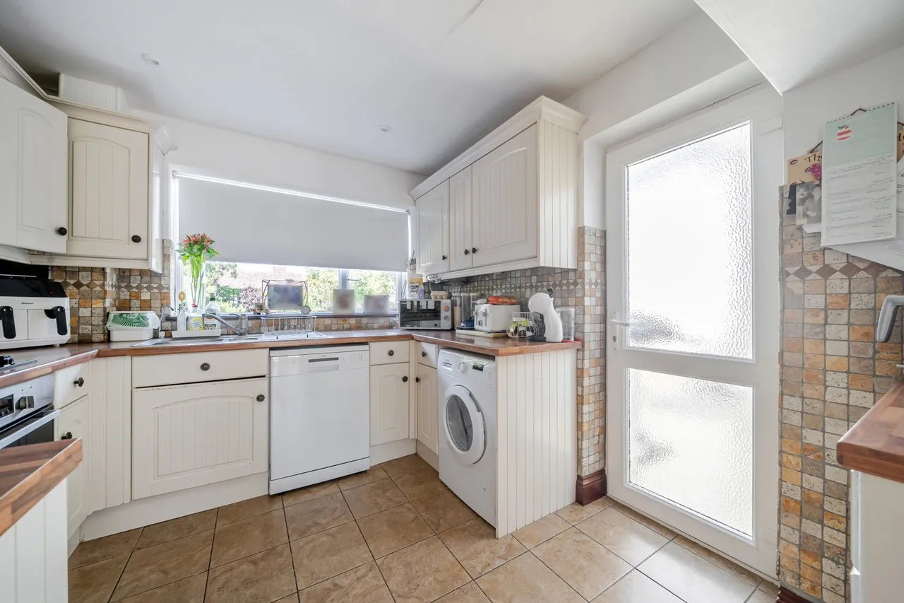 Capel Close, BR2, photo 8