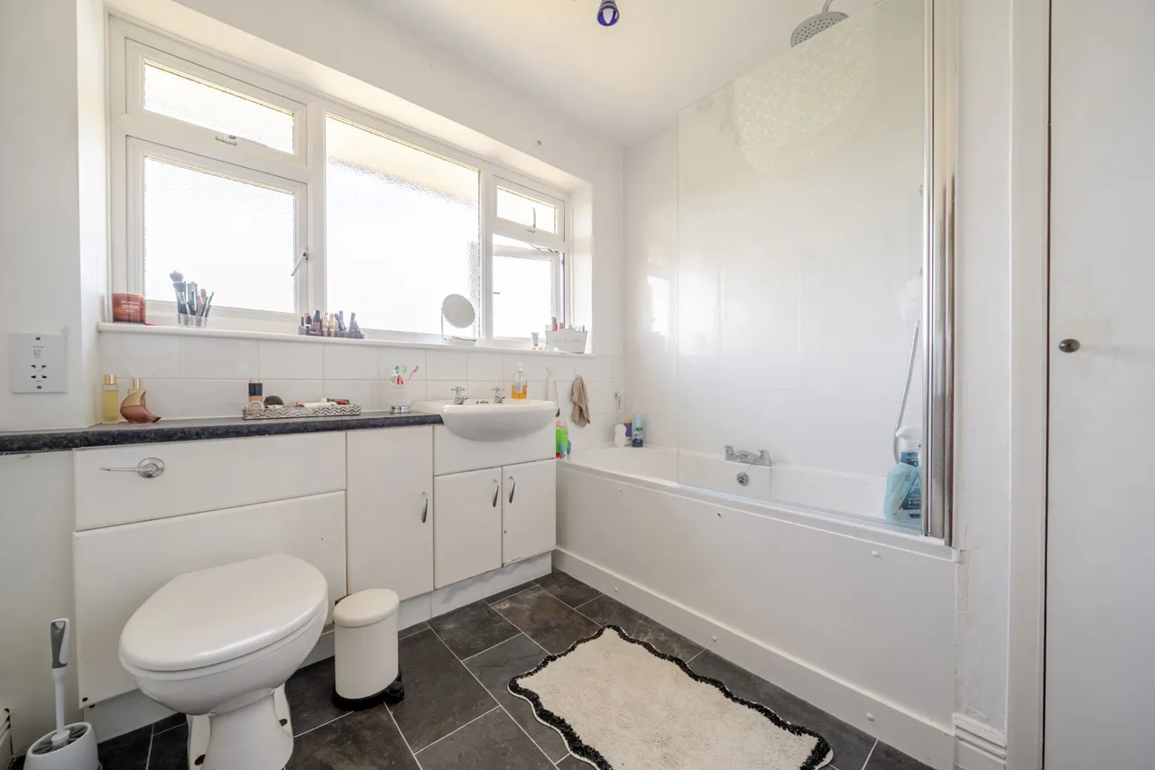 Capel Close, BR2, photo 12