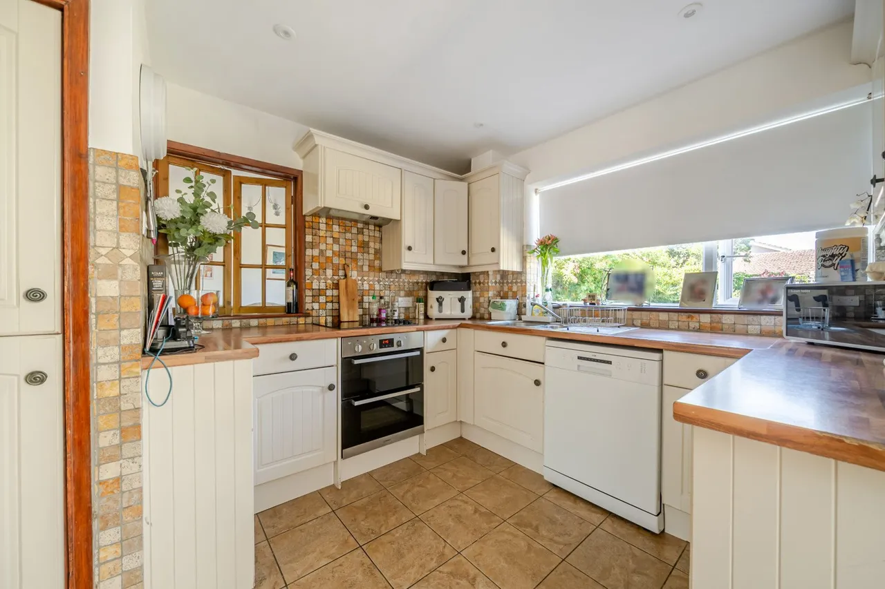 Capel Close, BR2, photo 6