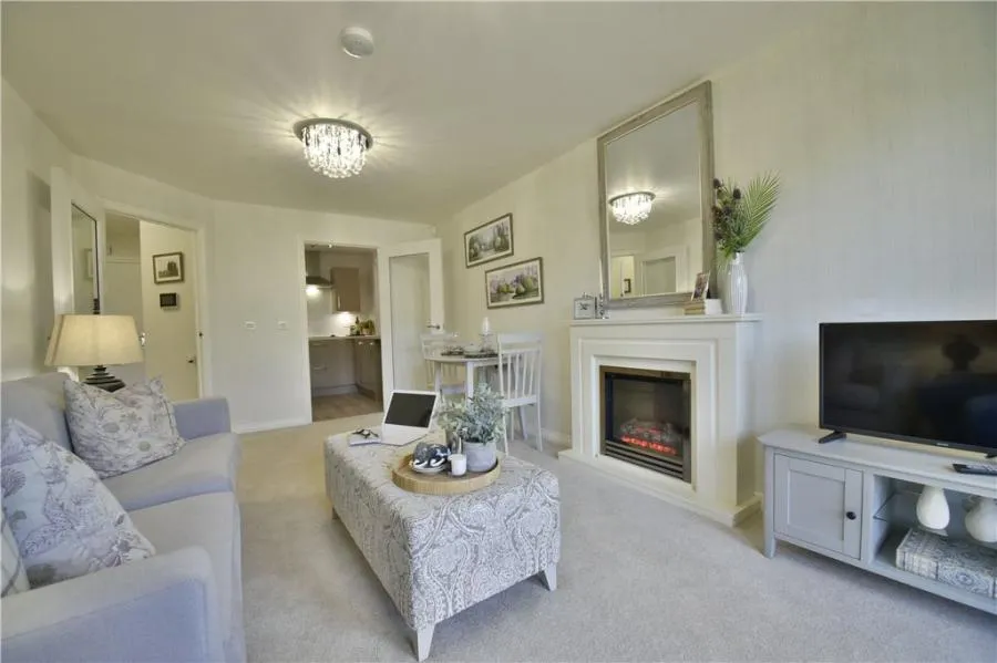 High Meadow Road, Birmingham, B38, photo 4