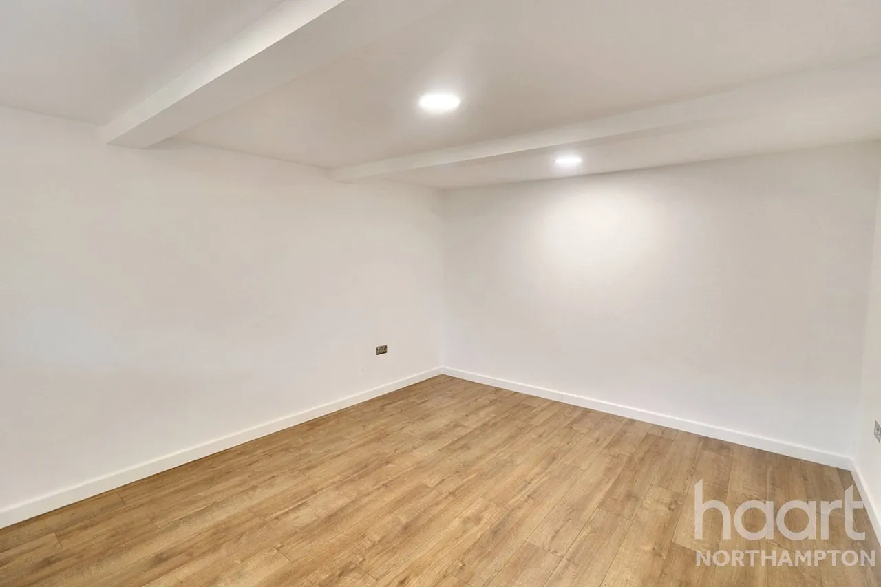 Whitehills Way, Northampton, NN2, photo 17