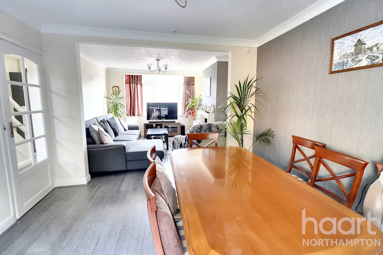 Whitehills Way, Northampton, NN2, photo 4
