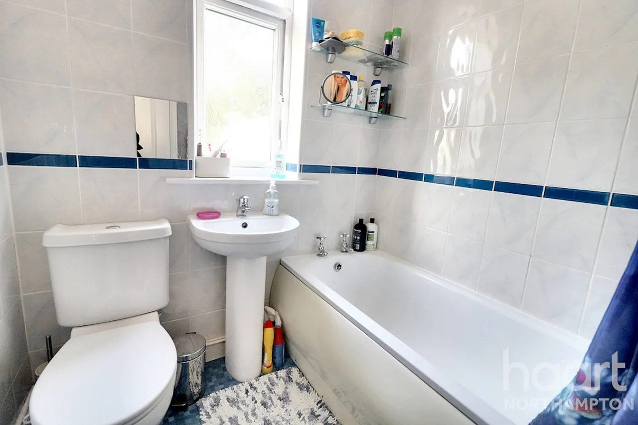 Whitehills Way, Northampton, NN2, photo 13