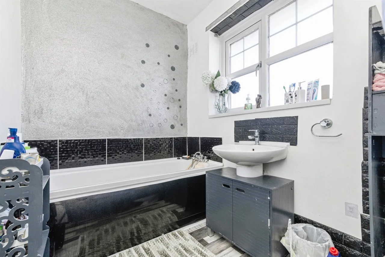 Balmoral Road, Hartlepool, TS25, photo 12