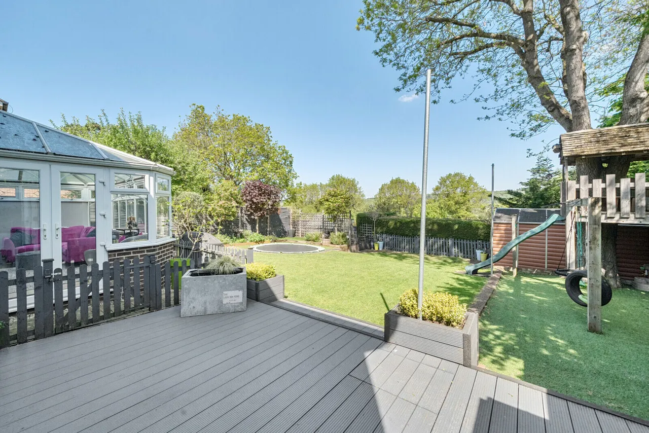 Nursery Gardens, Purley on Thames, RG8, photo 19